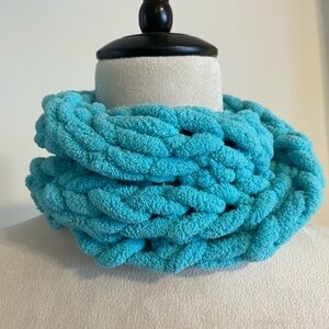 Chunky Knit Turquoise Infinity Scarf